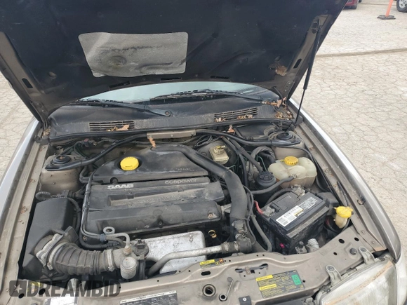2002 Saab 9-3 z VIN YS3DF58KX22004947, wystawiony jako Copart lot #49740465 z przebiegiem Nie podano mil oraz Czysty tytuł • Clean title. Historia ofert i sprzedaży dostępna na DreamBid. Obrazek 11.