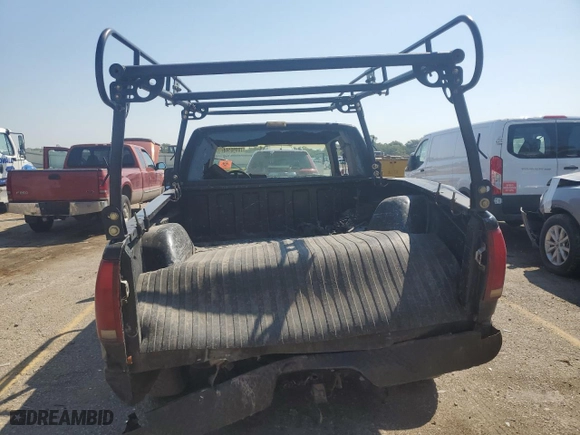 1993 Chevrolet C/K 1500 with VIN 2GCEC19KXP1146220, listed as a Copart auction lot 70696144 with 197,245 mi miles and Salvage Title. Bid and sale history available at carsss.com. Image 6.
