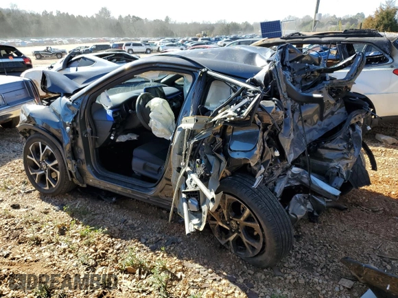 2022 Toyota C-HR XLE with VIN NMTKHMBX5NR140566, listed as a Copart auction lot 43204845 with Not Provided miles and Salvage Title. Bid and sale history available at DreamBid. Image 2.
