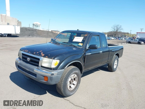 1998 Toyota Tacoma with VIN 4TAWN72N8WZ127866, listed as a IAAI auction lot 42005179 with 304,833 mi miles and . Bid and sale history available at DreamBid. Image 6.