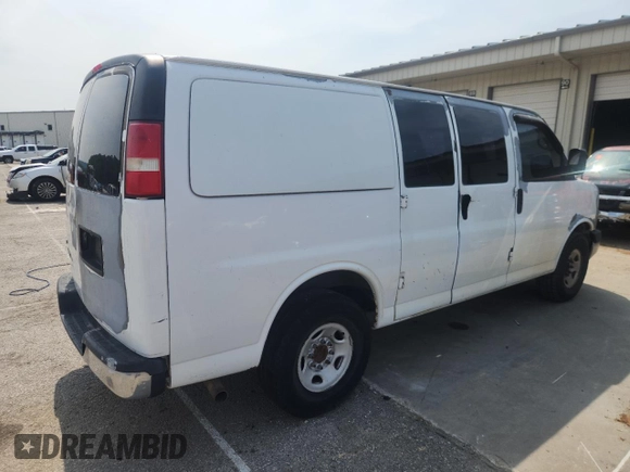 2010 Chevrolet Express Cargo with VIN 1GCZGFBG5A1132568, listed as a Copart auction lot 60449375 with 293,274 mi miles and Clean title. Bid and sale history available at DreamBid. Image 3.
