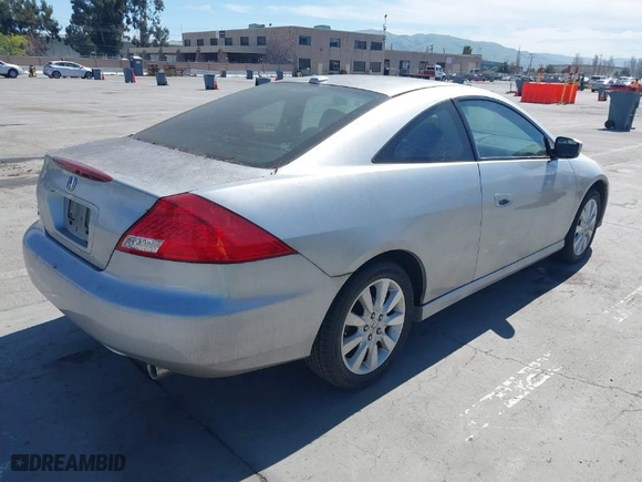 2007 Honda Accord Cpe EX-L with VIN 1HGCM82627A004042, listed as a IAAI auction lot 42027007 with 188,358 mi miles. Bid and sale history available at carsss.com. Image 4.