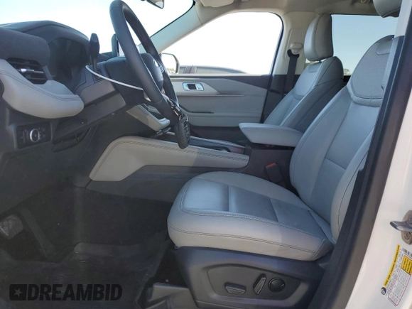 2025 Ford Explorer Active with VIN 1FMUK7DH7SGA38500, listed as a Copart auction lot 48053885 with Not Provided miles and Non Repairable. Bid and sale history available at carsss.com. Image 7.