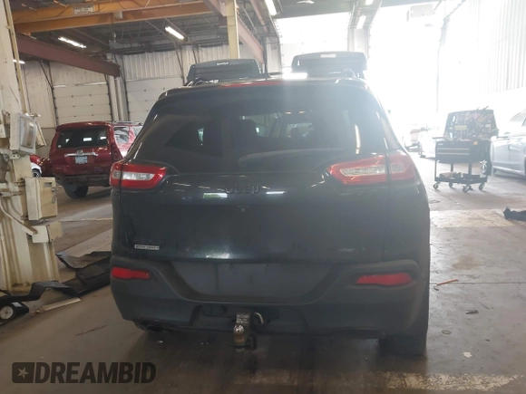 2016 Jeep Cherokee Latitude with VIN 1C4PJMCB2GW197454, listed as a IAAI auction lot 42289019 with 101,895 mi miles and . Bid and sale history available at DreamBid. Image 16.
