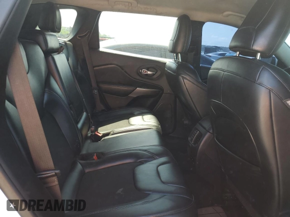 2020 Jeep Cherokee Latitude Plus with VIN 1C4PJMLB5LD602695, listed as a Copart auction lot 56363055 with 139,439 mi miles and Clean Title. Bid and sale history available at DreamBid. Image 10.