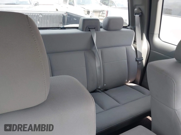2006 Ford F-150 STX with VIN 1FTRX12W16NA06606, listed as a IAAI auction lot 42146444 with 164,185 mi miles and . Bid and sale history available at DreamBid. Image 8.