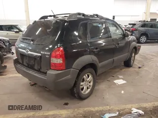 2007 Hyundai Tucson SE with VIN KM8JN72D47U670938, listed as a IAAI auction lot 41620857 with 129,769 mi miles and . Bid and sale history available at DreamBid. Image 4.