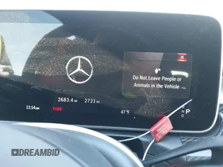 2024 Mercedes-Benz CLE 53 AMG z VIN W1KMJ6CB2RF038425, wystawiony jako IAAI lot #41271189 z przebiegiem 2 721 mil mil oraz . Historia ofert i sprzedaży dostępna na DreamBid. Obrazek 7.