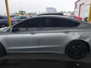 2016 Ford Fusion SE with VIN 3FA6P0HD5GR305541, listed as a IAAI auction lot 41560868 with NaN miles. Bid and sale history available at carsss.com. Image 14.