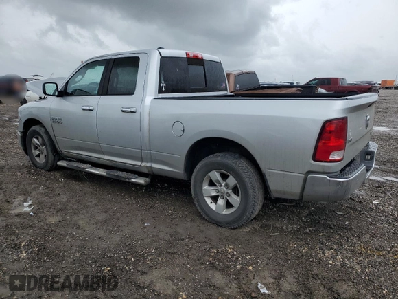 2018 Ram 1500 SLT z VIN 1C6RR6GG9JS317288, wystawiony jako Copart lot #50593095 z przebiegiem 128 698 mil mil oraz Szkoda całkowita • Salvage title. Historia ofert i sprzedaży dostępna na DreamBid. Obrazek 2.