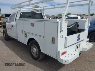 2017 Ford F-250 XL with VIN 1FTBF2A61HEF21376, listed as a IAAI auction lot 41681494 with 26,755 mi miles and . Bid and sale history available at DreamBid. Image 3.
