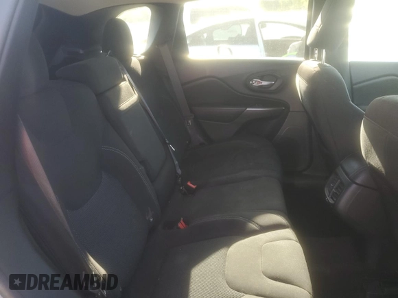 2019 Jeep Cherokee Latitude with VIN 1C4PJLCX4KD110812, listed as a Copart auction lot 52508065 with 126,861 mi miles and Salvage title. Bid and sale history available at DreamBid. Image 10.