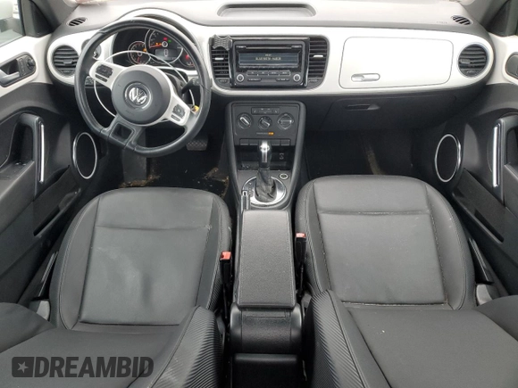 2014 Volkswagen Beetle 2.5L w/Sun with VIN 3VWJP7AT8EM621487, listed as a Copart auction lot 83106354 with 75,381 mi miles and Salvage Title. Bid and sale history available at DreamBid. Image 8.