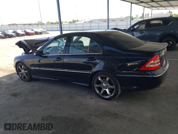2007 Mercedes-Benz C 230 Sport с VIN WDBRF52H77F924124, выставлен на аукционе Copart как лот 59663595 с пробегом 126 935 миль миль и Списание • Salvage title. История ставок и продаж доступна на DreamBid. Изображение 2.