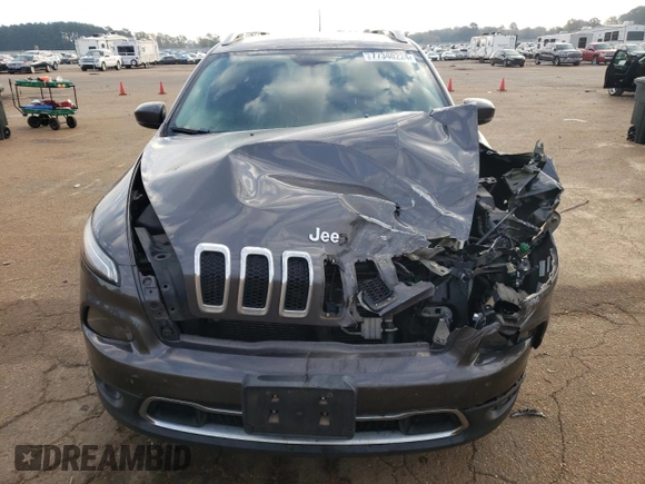 2018 Jeep Cherokee Limited z VIN 1C4PJLDB2JD580547, wystawiony jako Copart lot #77340224 z przebiegiem 157 030 mil mil oraz Szkoda całkowita • Salvage title. Historia ofert i sprzedaży dostępna na DreamBid. Obrazek 5.