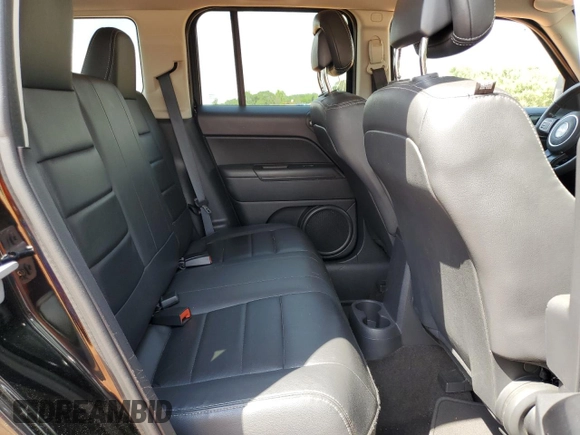 2015 Jeep Patriot High Altitude с VIN 1C4NJPFA5FD194523, выставлен на аукционе Copart как лот 57131625 с пробегом 129 352 миль миль и Списание • Salvage title. История ставок и продаж доступна на DreamBid. Изображение 11.