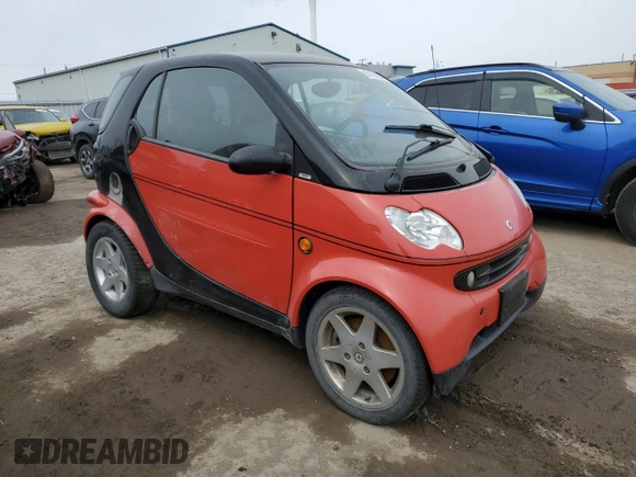 2006 Smart fortwo z VIN WMEAJ00F36J255140, wystawiony jako Copart lot #52120555 z przebiegiem Nie podano mil oraz Tytuł czysty. Historia ofert i sprzedaży dostępna na DreamBid. Obrazek 4.
