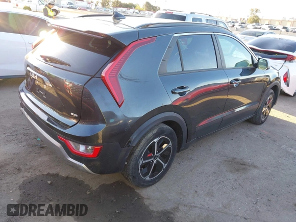 2024 Kia Niro LX with VIN KNDCP3LE4R5121941, listed as a IAAI auction lot 41841266 with 74,683 mi miles. Bid and sale history available at carsss.com. Image 4.
