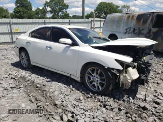 2010 Nissan Maxima SV z VIN 1N4AA5AP8AC810847, wystawiony jako Copart lot #58132315 z przebiegiem 125 500 mil mil oraz Szkoda całkowita • Salvage title. Historia ofert i sprzedaży dostępna na DreamBid. Obrazek 4.
