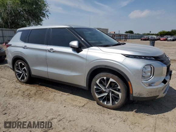2024 Mitsubishi Outlander SE z VIN JA4J3VA82RZ035364, wystawiony jako Copart lot #51957115 z przebiegiem 18 144 mil mil oraz Szkoda całkowita • Salvage title. Historia ofert i sprzedaży dostępna na DreamBid. Obrazek 4.