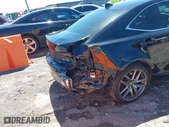 2020 Lexus IS 300 F Sport z VIN JTHGA1D23L5107353, wystawiony jako IAAI lot #42307666 z przebiegiem 113 485 mil mil oraz . Historia ofert i sprzedaży dostępna na DreamBid. Obrazek 6.