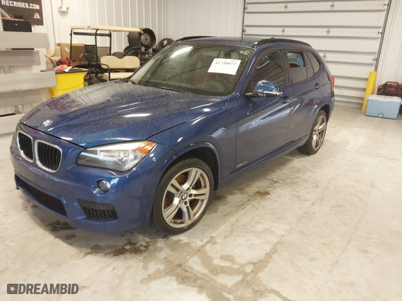 2015 BMW X1 xDrive28i with VIN WBAVL1C57FVY35998, listed as a IAAI auction lot 41740072 with 84,233 mi miles. Bid and sale history available at carsss.com. Image 2.