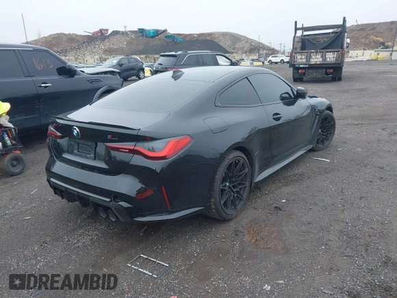 2022 BMW M4 Competition xDrive с VIN WBS43AZ04NCJ24059, выставлен на аукционе IAAI как лот 42182813 с пробегом 27 682 миль миль и . История ставок и продаж доступна на DreamBid. Изображение 4.