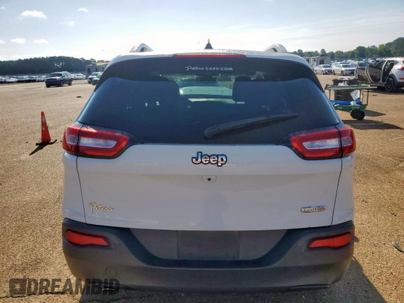 2016 Jeep Cherokee Latitude with VIN 1C4PJLCB8GW125748, listed as a Copart auction lot 60697145 with 118,276 mi miles and Salvage title. Bid and sale history available at DreamBid. Image 6.