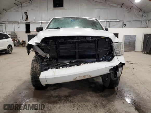 2016 Ram 1500 Express z VIN 1C6RR7FTXGS413959, wystawiony jako Copart lot #52417475 z przebiegiem 201 028 mil mil oraz Szkoda całkowita • Salvage title. Historia ofert i sprzedaży dostępna na DreamBid. Obrazek 5.