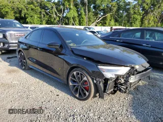 2022 Audi S3 Premium Plus z VIN WAUH3DGY8NA005992, wystawiony jako Copart lot #53988684 z przebiegiem 33 849 mil mil oraz . Historia ofert i sprzedaży dostępna na DreamBid. Obrazek 4.