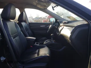 2014 Nissan Rogue S with VIN 5N1AT2MV7EC755967, listed as a IAAI auction lot 41800889 with 130,811 mi miles. Bid and sale history available at carsss.com. Image 5.