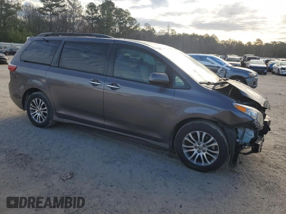 2020 Toyota Sienna XLE Auto Access Seat with VIN 5TDYZ3DC4LS073596, listed as a Copart auction lot 48262685 with 59,145 mi miles and Salvage Title. Bid and sale history available at carsss.com. Image 4.