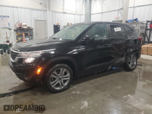 2023 Kia Seltos LX with VIN KNDEPCAAXP7432087, listed as a Copart auction lot 45011675 with 40,460 mi miles and Clean title. Bid and sale history available at DreamBid. Image 1.