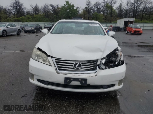 2010 Lexus ES 330 z VIN JTHBK1EG2A2371471, wystawiony jako Copart lot #57050725 z przebiegiem 133 576 mil mil oraz Szkoda całkowita • Salvage title. Historia ofert i sprzedaży dostępna na DreamBid. Obrazek 5.