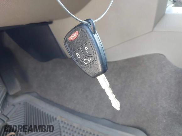 2005 Jeep Grand Cherokee Laredo с VIN 1J4HR48N65C530330, выставлен на аукционе IAAI как лот 42733901 с пробегом 177 349 миль миль и . История ставок и продаж доступна на DreamBid. Изображение 11.