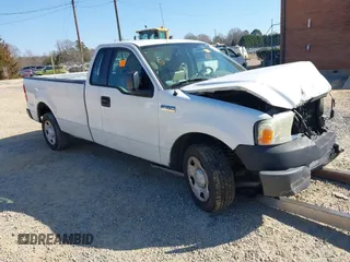 2008 Ford F-150 XL with VIN 1FTRF12278KB62993, listed as a IAAI auction lot 41757798 with 188,967 mi miles. Bid and sale history available at carsss.com. Image 1.