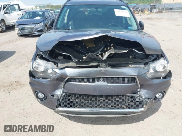 2010 Mitsubishi Outlander z VIN JA4AT3AW9AZ016348, wystawiony jako IAAI lot #42219377 z przebiegiem 104 414 mil mil oraz . Historia ofert i sprzedaży dostępna na DreamBid. Obrazek 6.