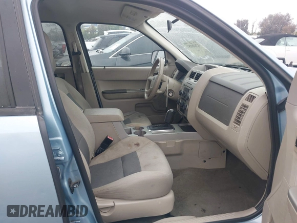 2008 Ford Escape Hybrid z VIN 1FMCU49H18KD83248, wystawiony jako IAAI lot #42188557 z przebiegiem 228 784 mil mil oraz . Historia ofert i sprzedaży dostępna na DreamBid. Obrazek 5.