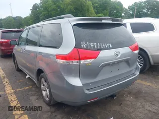 2014 Toyota Sienna LE AAS с VIN 5TDKK3DC6ES424568, выставлен на аукционе IAAI как лот 42067795 с пробегом 148 218 миль миль и . История ставок и продаж доступна на DreamBid. Изображение 3.