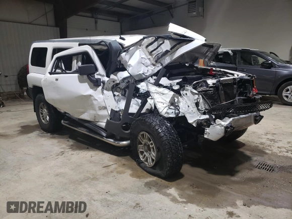 2008 Hummer H3 SUV with VIN 5GTEN13E288176624, listed as a Copart auction lot 82398294 with 72,404 mi miles and Salvage Title. Bid and sale history available at DreamBid. Image 4.