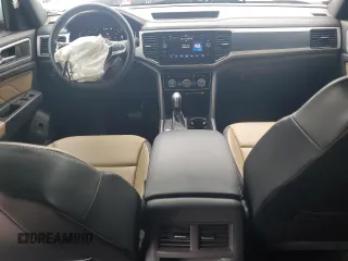 2023 Volkswagen Atlas SE z VIN 1V2HE2CA5PC204949, wystawiony jako Copart lot #59323505 z przebiegiem 17 689 mil mil oraz Szkoda całkowita • Salvage title. Historia ofert i sprzedaży dostępna na DreamBid. Obrazek 8.