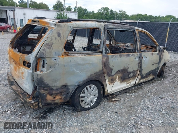 2005 Toyota Sienna CE with VIN 5TDZA23C55S312471, listed as a IAAI auction lot 39920306 with Not Provided miles and . Bid and sale history available at DreamBid. Image 4.