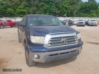 2007 Toyota Tundra SR5 with VIN 5TFRV54137X029518, listed as a IAAI auction lot 42069415 with 147,617 mi miles. Bid and sale history available at carsss.com. Image 6.