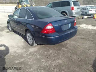 2006 Ford Five Hundred SEL with VIN 1FAHP24196G134492, listed as a IAAI auction lot 41827431 with 194,886 mi miles. Bid and sale history available at carsss.com. Image 3.
