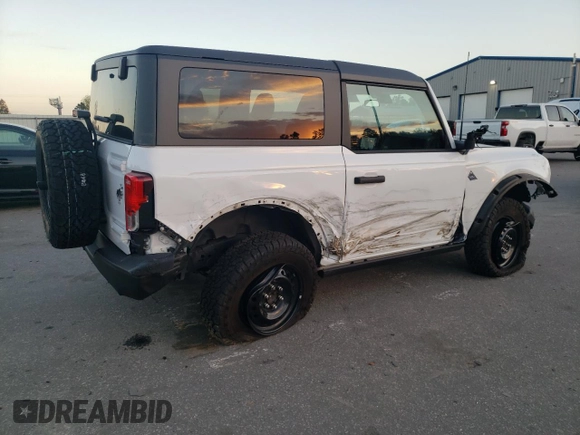 2023 Ford Bronco with VIN 1FMDE5CH7PLB98677, listed as a Copart auction lot 79028794 with 17,529 mi miles and Salvage Title. Bid and sale history available at carsss.com. Image 3.