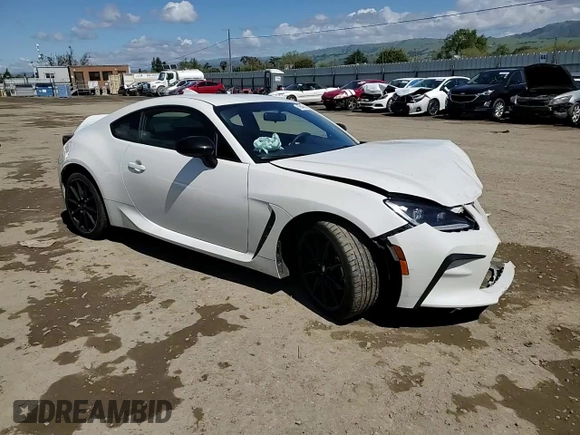 2024 Toyota GR86 Premium with VIN JF1ZNBE19R8754072, listed as a Copart auction lot 51650485 with 9,953 mi miles and Salvage Title. Bid and sale history available at carsss.com. Image 11.
