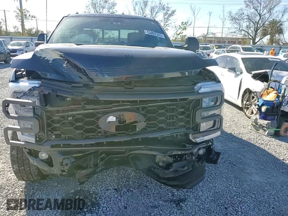 2023 Ford F-350 XL с VIN 1FT8W3BT8PEE19236, выставлен на аукционе Copart как лот 43082345 с пробегом 19 728 миль миль и Списание • Salvage title. История ставок и продаж доступна на DreamBid. Изображение 11.