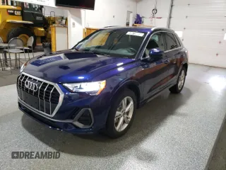 2022 Audi Q3 S line Premium z VIN WA1DECF31N1092785, wystawiony jako Copart lot #60619605 z przebiegiem 4 317 mil mil oraz Czysty tytuł • Clean title. Historia ofert i sprzedaży dostępna na DreamBid. Obrazek 1.