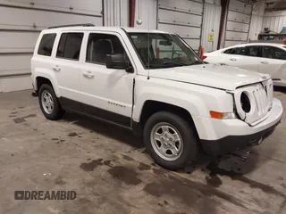 2014 Jeep Patriot Sport z VIN 1C4NJPBA6ED563281, wystawiony jako IAAI lot #42392464 z przebiegiem 144 880 mil mil oraz . Historia ofert i sprzedaży dostępna na DreamBid. Obrazek 1.