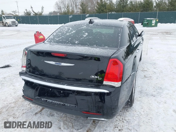 2016 Chrysler 300 with VIN 2C3CCAEG2GH127956, listed as a IAAI auction lot 41601383 with 68,757 mi miles. Bid and sale history available at carsss.com. Image 4.